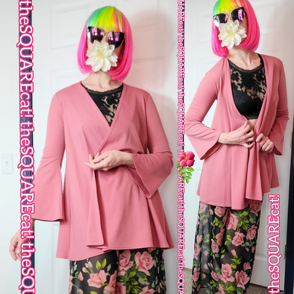 Alley Cat Betsey Johnson long bell sleeves tunic length open front cardigan 70s